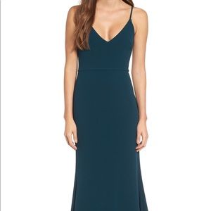 LULUs V-neck Trumpet Gown